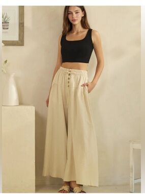 Oli & Hali Wide Leg Cream Button-Front Pants